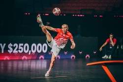 Polak mistrzem świata! Zawodnik z Dylewa odebrał gratulacje od samego Ronaldinho