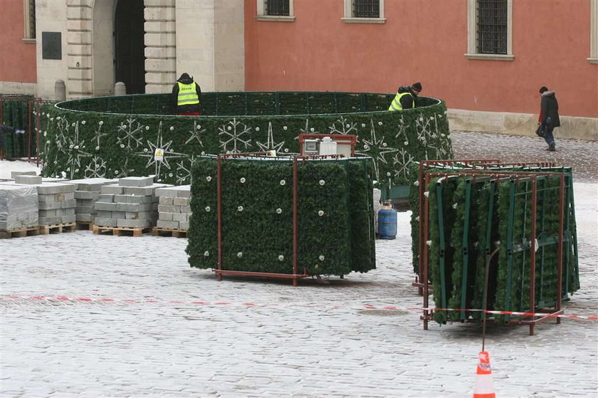 Masz jeszcze choinkę? To ją rozbierz!