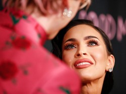 "Jak żywa Jessica Rabbit" - media pastwią się nad wyglądem Megan Fox. FOTO