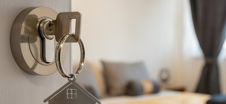 Nowy obowiązek dla właścicieli mieszkań od 20 maja 2026. Nawet 50 000 zł kary za brak numeru