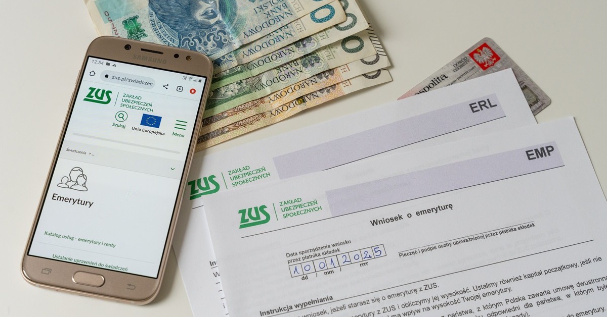 1064 zł co kwartał dla emerytów. Wystarczy jeden wniosek i 3 podpisy, pieniądze mogą być już w maju 2025