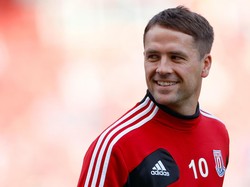 Michael Owen zarabia 7 tys. funtów za minutę gry