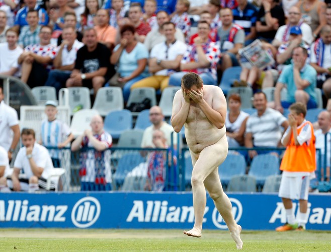 Tego jeszcze w Polsce nie było. Golas przerwał mecz Górnika z Lechem