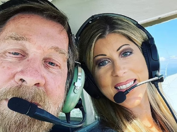 Jutjub zvezda Dženi Blalok i njen otac poginuli u avionskoj nesreći