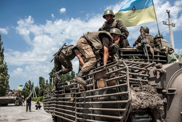 Atak samolotowy na Ukrainie. Kto stoi za nalotem?