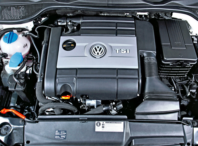Volkswagen Golf R - Ulepszone GTI