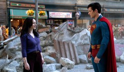 Superman-imigrant rozbił bank. 339 milionów w weekend