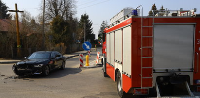 Urodzinowy pech znanego polityka PiS. Dominik Tarczyński miał wypadek na skrzyżowaniu