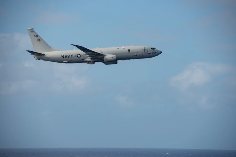 P-8A Poseidon przypomina z zewnątrz zwykły samolot pasażerski to specjalistyczna maszyna przeznaczona do wykrywania i zwalczania okrętów podwodnych.