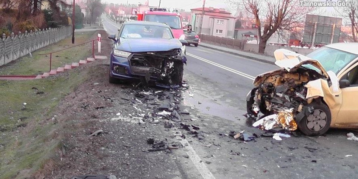 Tragedia na drodze. Kobieta walczy o życie