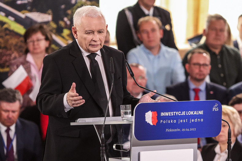 Jarosław Kaczyński na spotkaniu z mieszkańcami woj. świętokrzyskiego w kwietniu 2023 r.