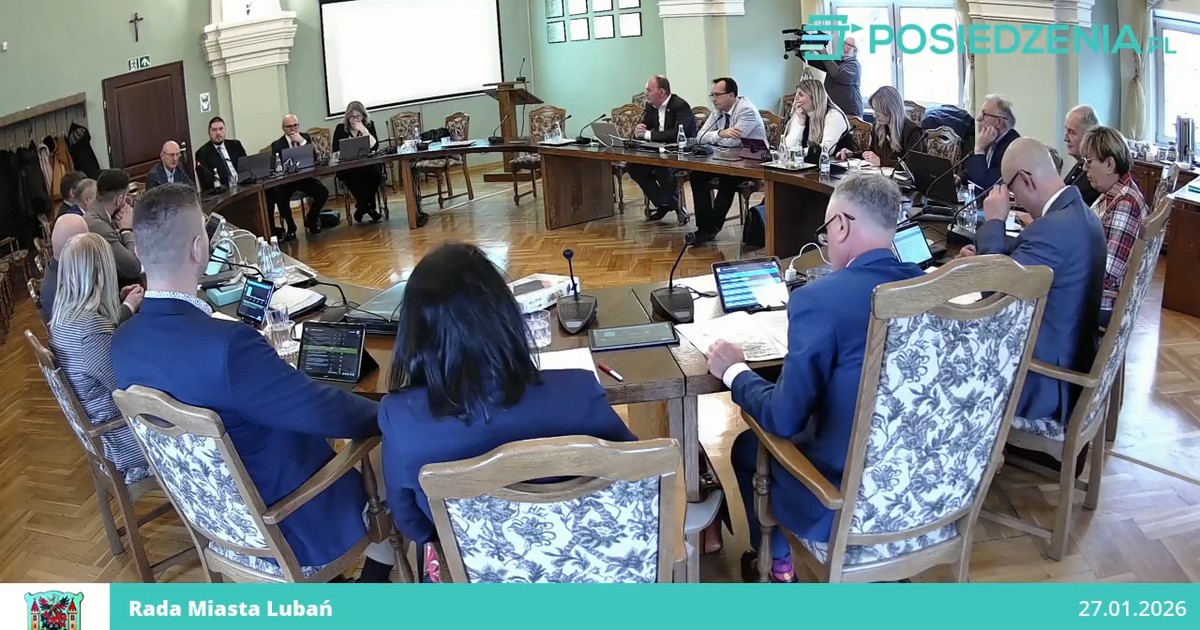 Mikrofonowe wpadki i intrygi na sesji Rady Miasta w Lubaniu