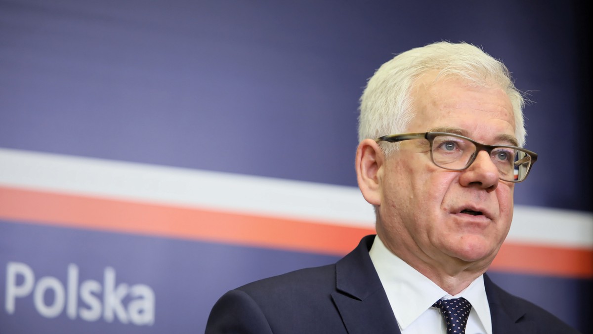 Jacek Czaputowicz powiedział, że istnieje uzasadnienie społeczności międzynarodowej, by podjąć działania stabilizacyjne w cieśninie Ormuz. W wywiadzie dla radiowej Jedynki szef MSZ był pytany, czy rząd rozważa możliwość uczestnictwa Polski w patrolowaniu cieśniny Ormuz.