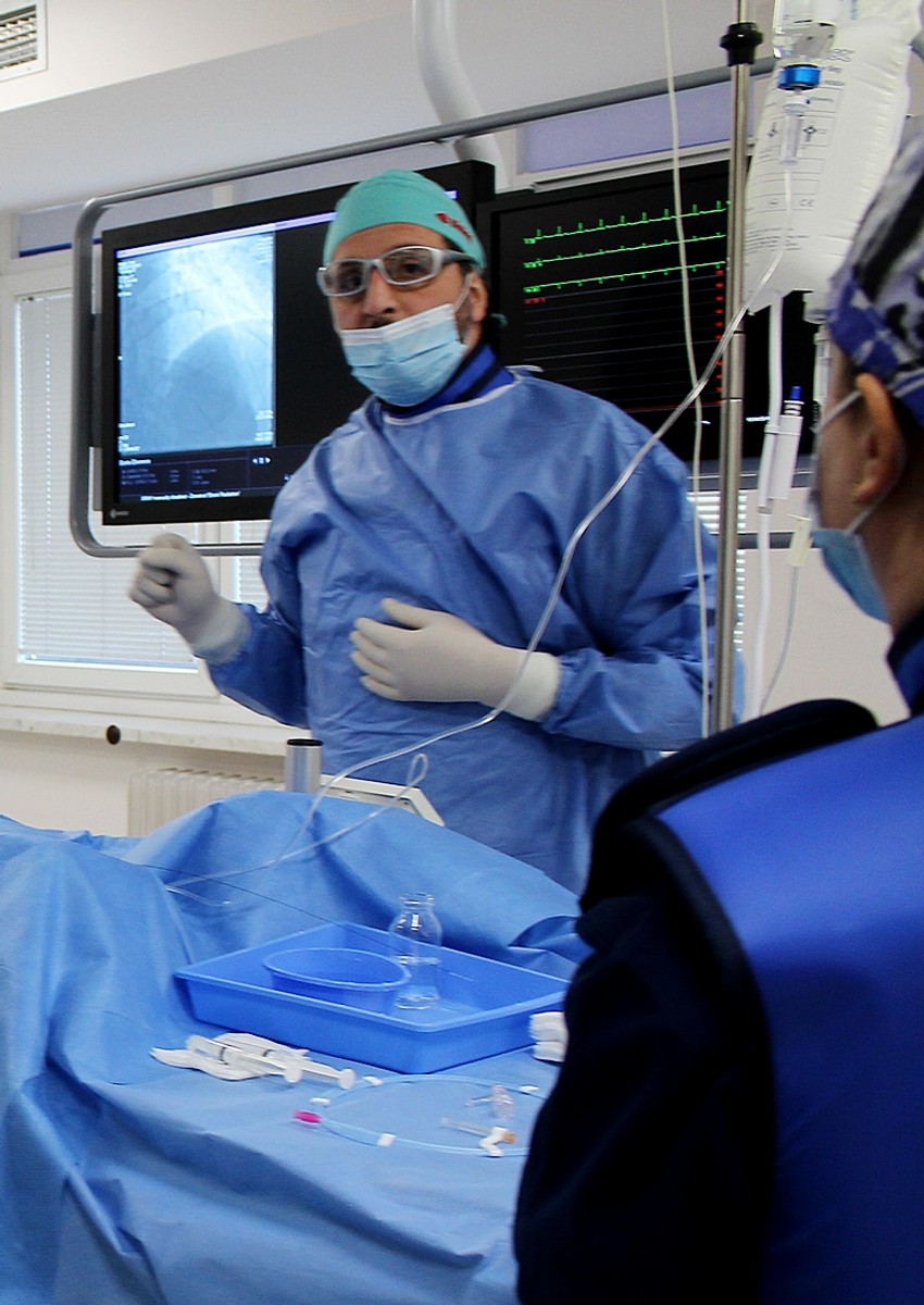 dr Saša Dželedžić