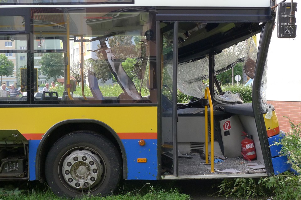 PŁOCK WYPADEK AUTOBUSU