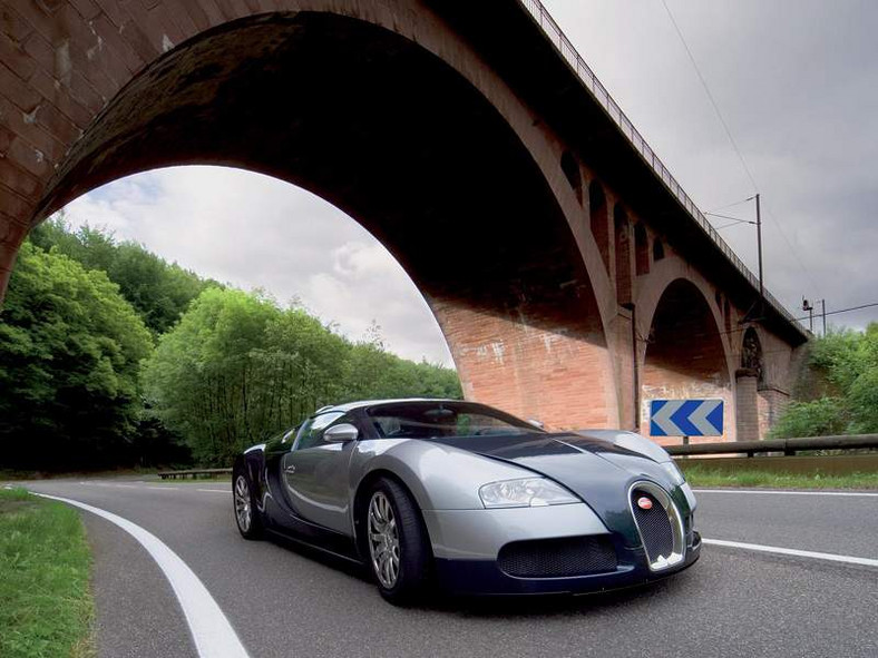 Bugatti Veyron 16.4 walka z Koenigsegg trwa!