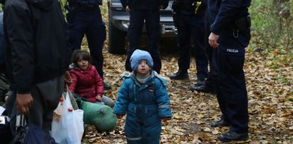 Generał radzi, co zrobić z migrantami na granicy. "Deportacja lepsza od push-backów"