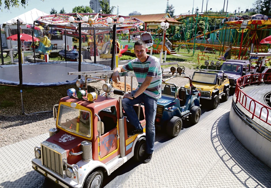 Saša Dragin (32)
od osme godine
radi u parku