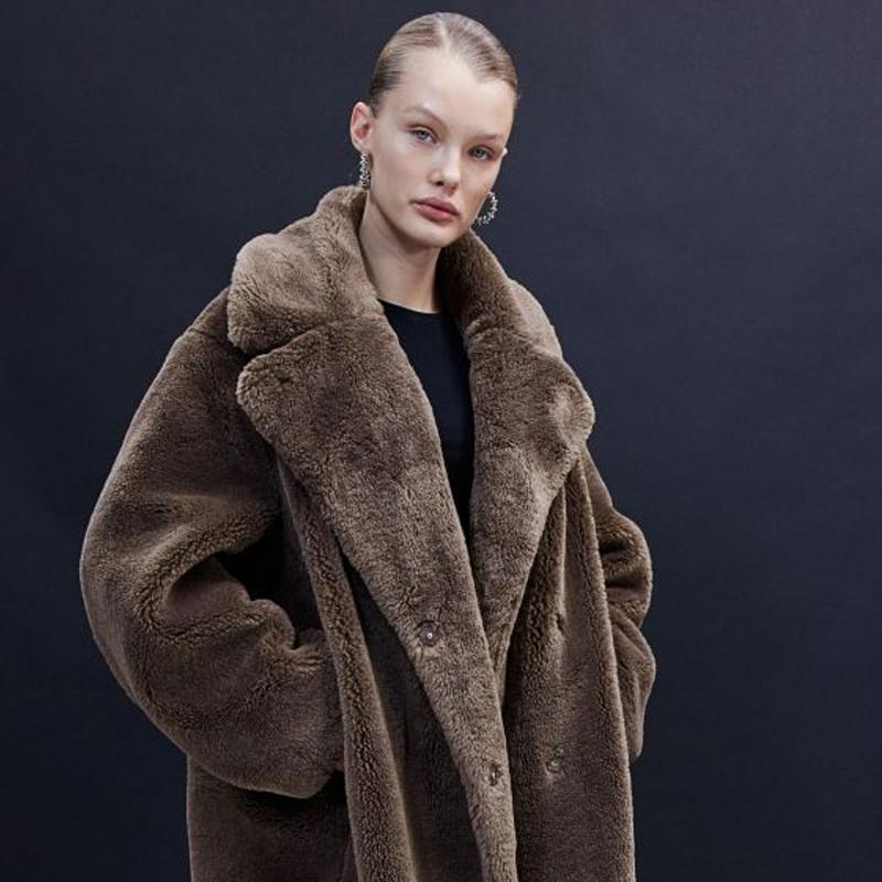 Kurtki i płaszcze z H&M na zimę 2022. TOP 5 najładniejszych modeli