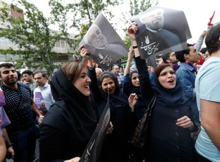 FAZ o wygranej Rowhaniego: Ważna decyzja, ale prawdziwe reformy możliwe dopiero po odejściu Chameneia