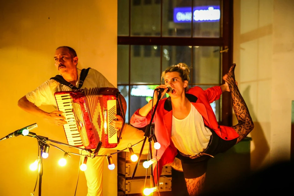 Scena iz predstave "Doček"