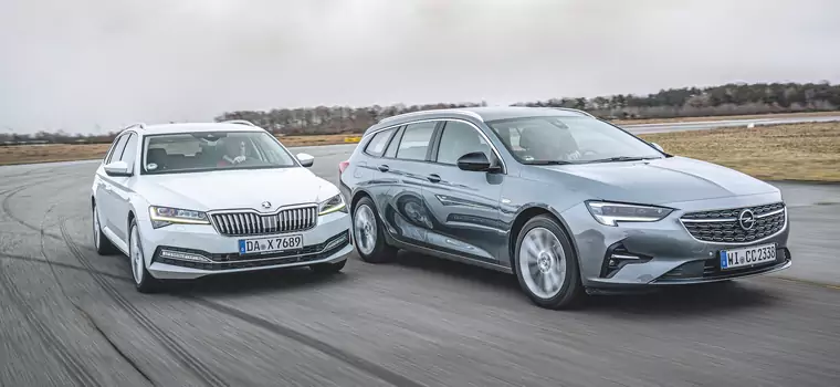 Skoda Superb Combi 1.5 TSI kontra Opel Insignia Sports Tourer 2.0 Turbo – bazowe benzyny i wielkie kufry