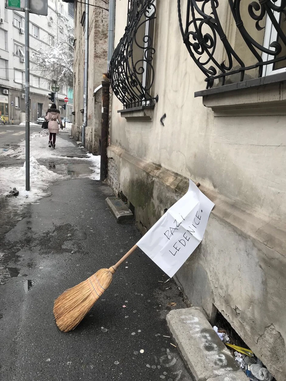 Građani na razne načine upozoravaju