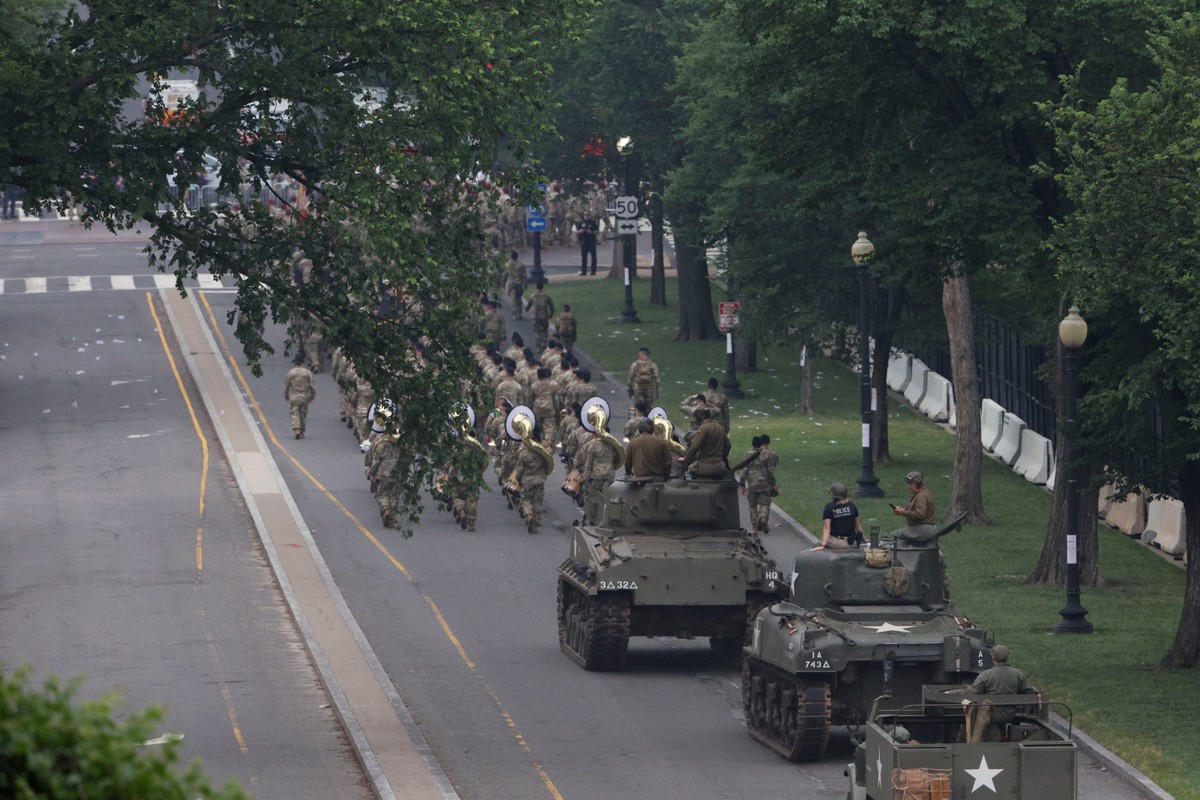 Rocznica powstania US Army zbiega się z 79. urodzinami Trumpa, który od dawna myślał o zaprezentowaniu potęgi sił zbrojnych USA w Waszyngtonie.