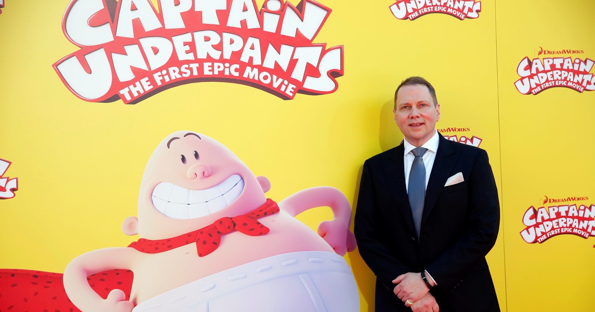 Scholastic has pulled a book by 'Captain Underpants' author Dav Pilkey ...