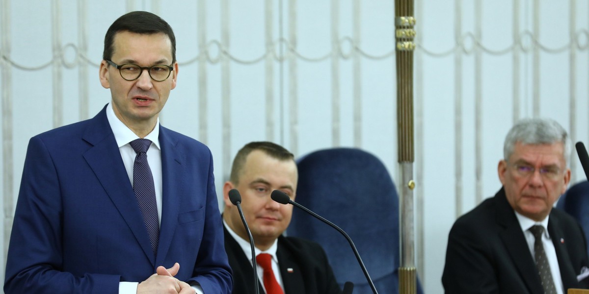 Mateusz Morawiecki poinformował w środę, że wpływy z podatku VAT w 2018 roku wyniosły 175 mld zł wobec zakładanych 167 mld zł