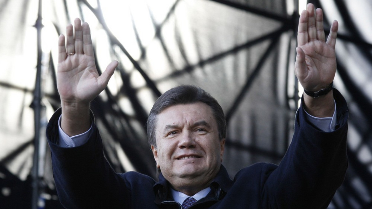 Podejrzana firma, dwuznaczny deal i mnóstwo aresztowanych. W Kijowie dobiega końca afera kryminalna, która stawia w fatalnym świetle ukraińskich przywódców. Dokumenty potwierdzają, że prezydent Janukowycz wspierał interesy największych oligarchów, szkodząc własnemu państwu.