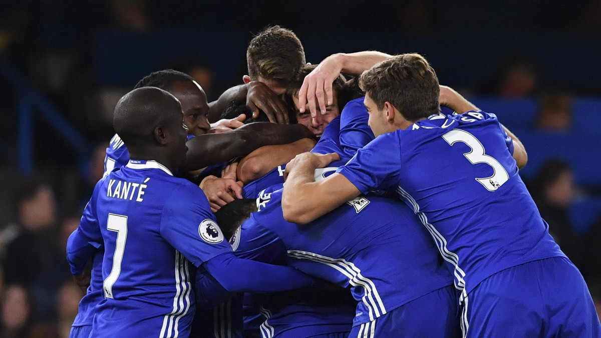 Londyńska Chelsea pod wodzą Antonio Conte kontynuuje imponującą passę zwycięstw. W dwóch ostatnich meczach "The Blues" pokonali u siebie Tottenham Hotspur, a potem na wyjeździe Manchester City. Zdaniem Edena Hazarda to charakter zadecydował o tych zwycięstwach.