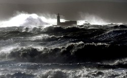 "Pogodowa bomba" w Wielkiej Brytanii wywołuje chaos komunikacyjny