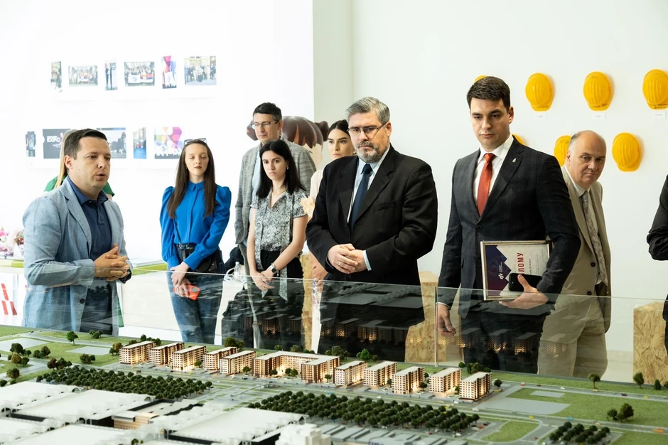 Prisutnim gostima se obratio član UO Fondacije Nemanja Starović