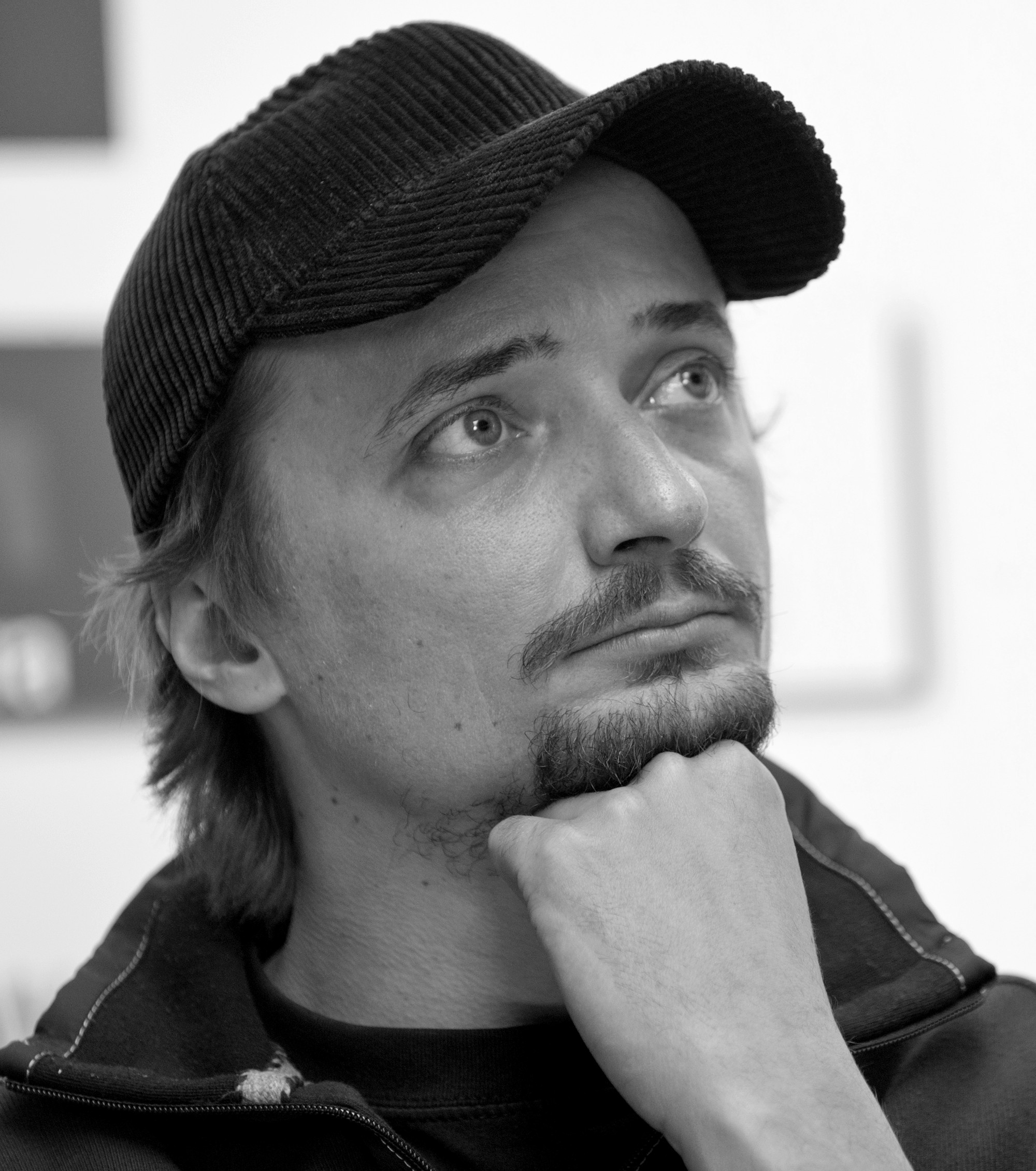 Herec a hudobník Daniel Heriban zomrel náhle v stredu 24. mája vo veku 43 rokov.