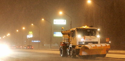 Śnieżyce w Polsce! Utrudnienia dla kierowców