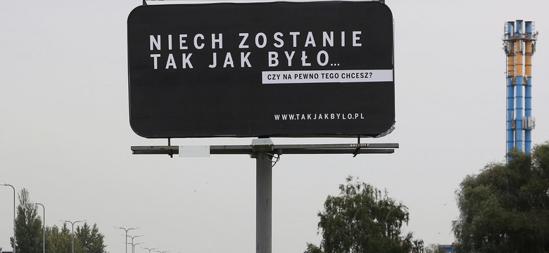 PKW nie zajmie się billboardami w obronie reformy sądownictwa. "Ta kampania nie podlega naszym kompetencjom"