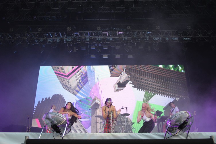 Dua Lipa podczas Orange Warsaw Festival. 1 czerwca 2018