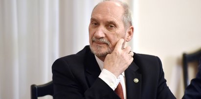 "Die Welt": Macierewicz za fasadą szaleństwa ukrywa rozsądek