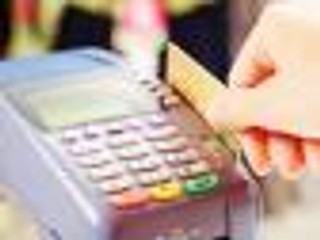 Watykan nadal bez terminali płatniczych. Traci miliony