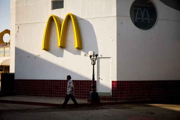 Rosyjska prasa pisze, że kontrole w popularnej sieci restauracji McDonald's, to zemsta na Ameryce i uderzenie w wizerunek firmy