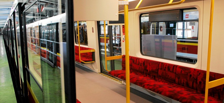 Prezydent Warszawy wycofuje z torów warszawskiego metra pociągi Inspiro