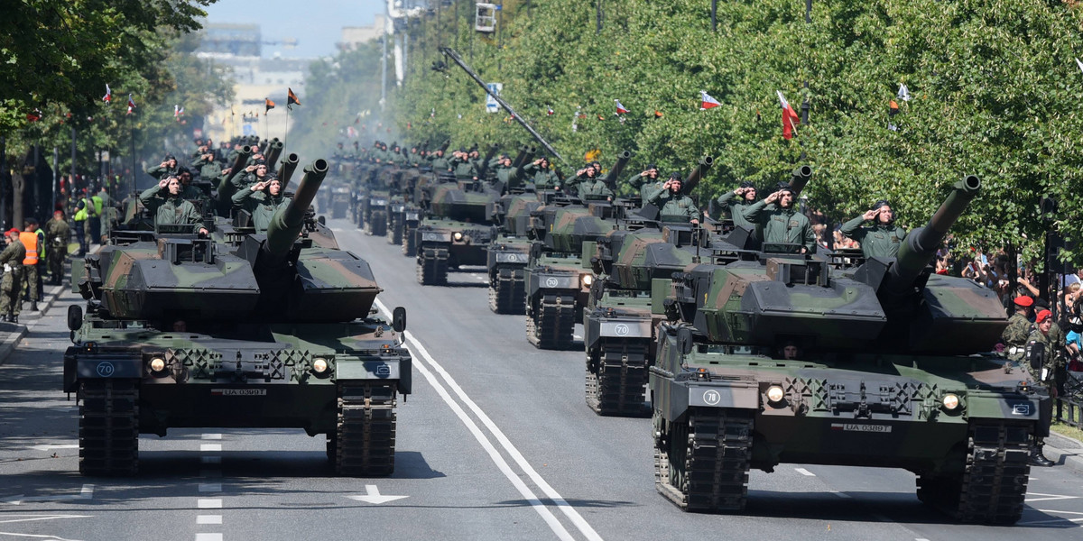 Polska nie będzie przestrzegać traktatu o zbrojeniach konwencjonalnych, który podpisała ponad 30 lat temu. Na zdjęciu defilada Wojska Polskiego.