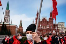 Demonstracja członków rosyjskiej partii komunistycznej, plac Czerwony, Moskwa, 22 kwietnia 2020 r.  