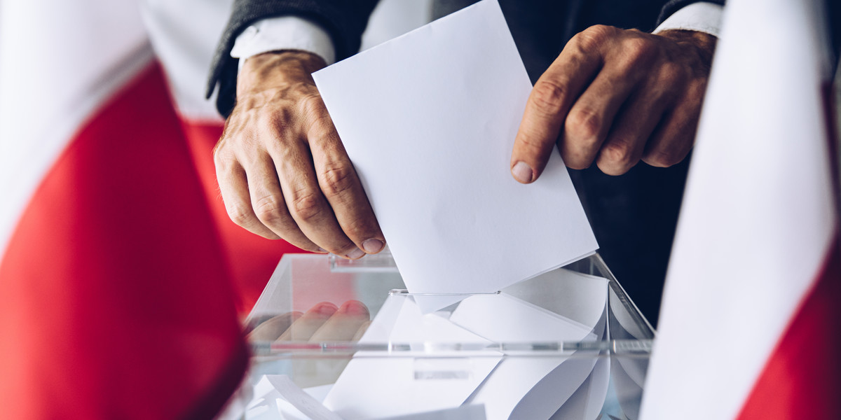 Wybory samorządowe 2024. Jak głosować poza miejscem zameldowania