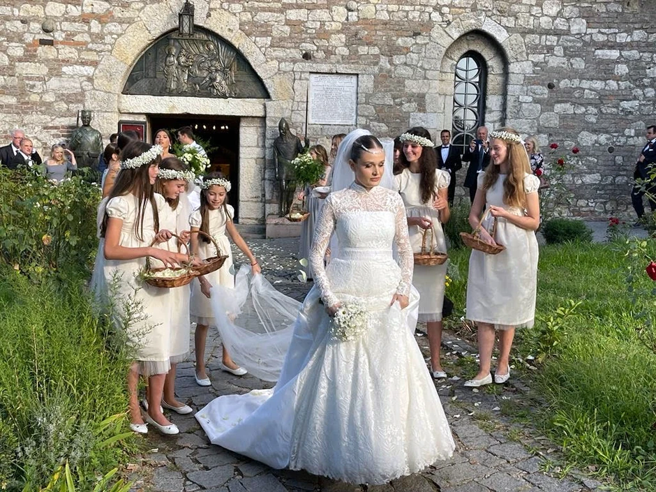 Mina Sovtić na venčanju