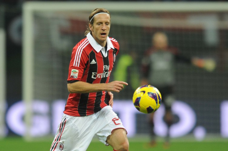 <b>7. AC Milan</b> - zawodnicy tego klubu piłkarskiego zarabiają średnio <b>4,54 mln euro</b>.