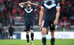 Bordeaux zostaje w drugiej lidze. Mecz przerwany po ataku na zawodnika gości