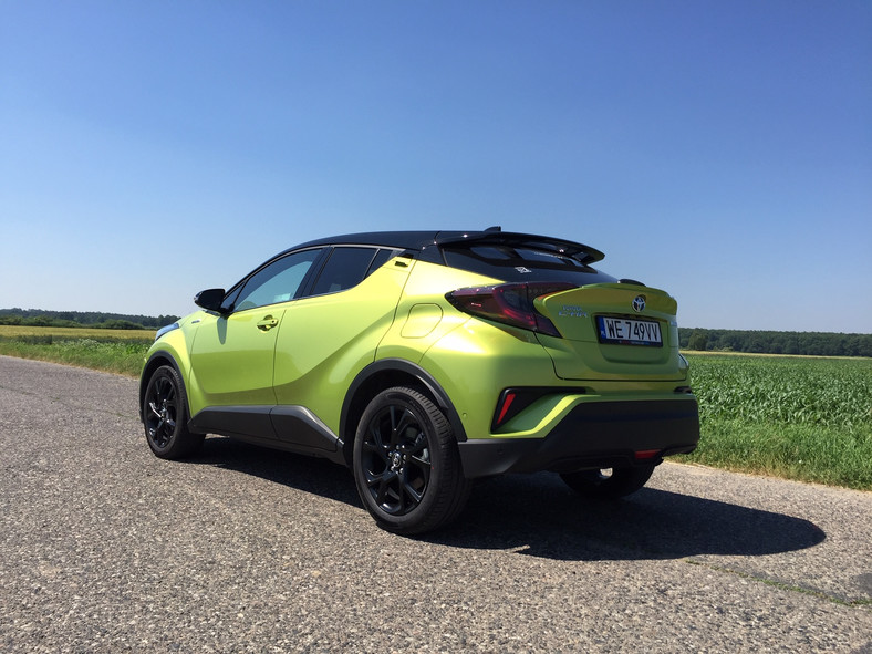 Toyota C-HR Hybrid Neon Lime