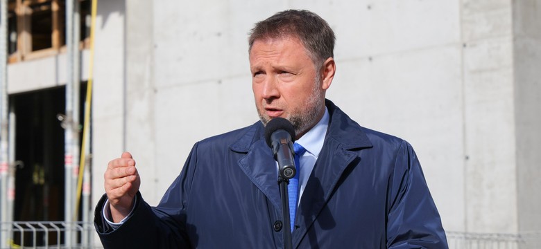 MSWiA szykuje nowe przepisy o obywatelstwie. Kierwiński chce rozmów z prezydentem